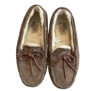 UGG Australia Dakota Moccasin Slippers Espresso Brown Women's Size 8 Gorpcore